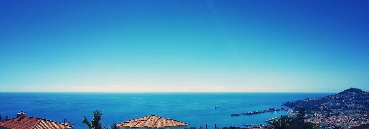 Villa Madeira Mit Blick Auf Den Hafen Funchal  Funchal (Madeira)