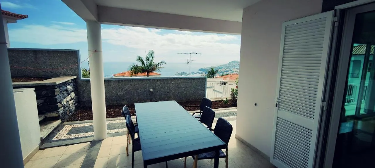 Villa Madeira Mit Blick Auf Den Hafen Funchal