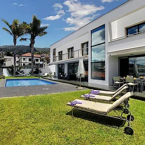 The White House - By Lovelystay Funchal (Madeira)